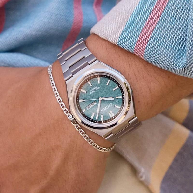 Citizen Eco-Drive Titanium Zenshin Watch with Green Dial