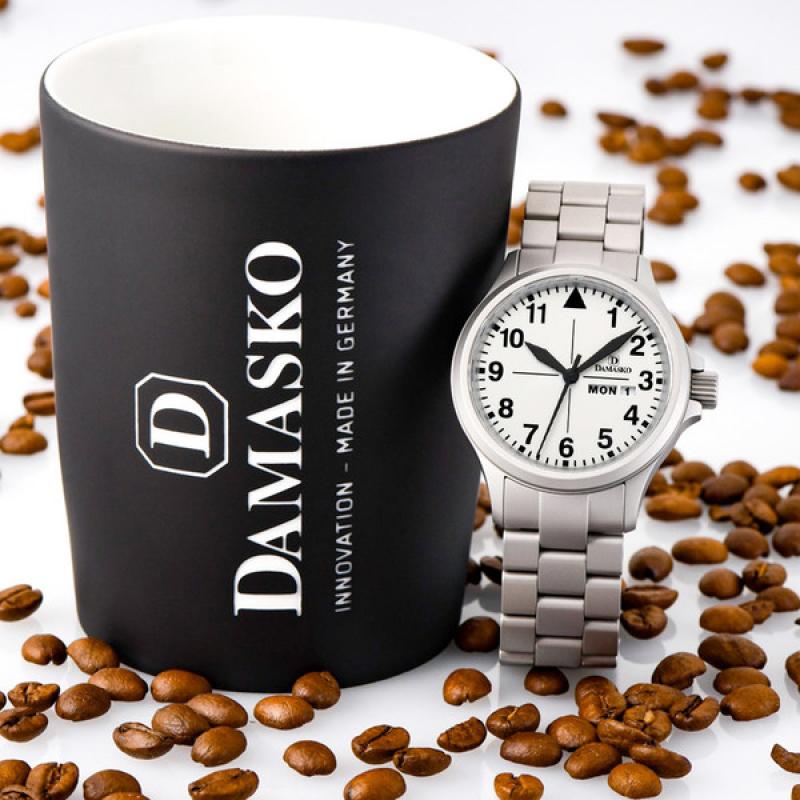 Damasko 40mm Automatic Watch with In-House Movement on Bracelet