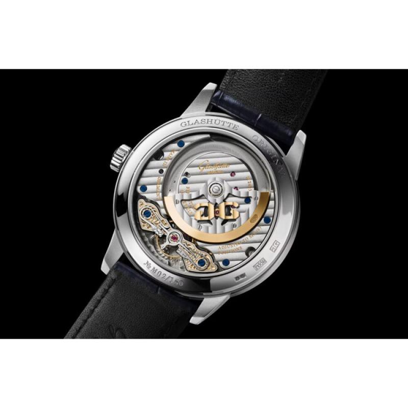 1-92-11-01-03-61 PanomaticCalendar on Leather Strap