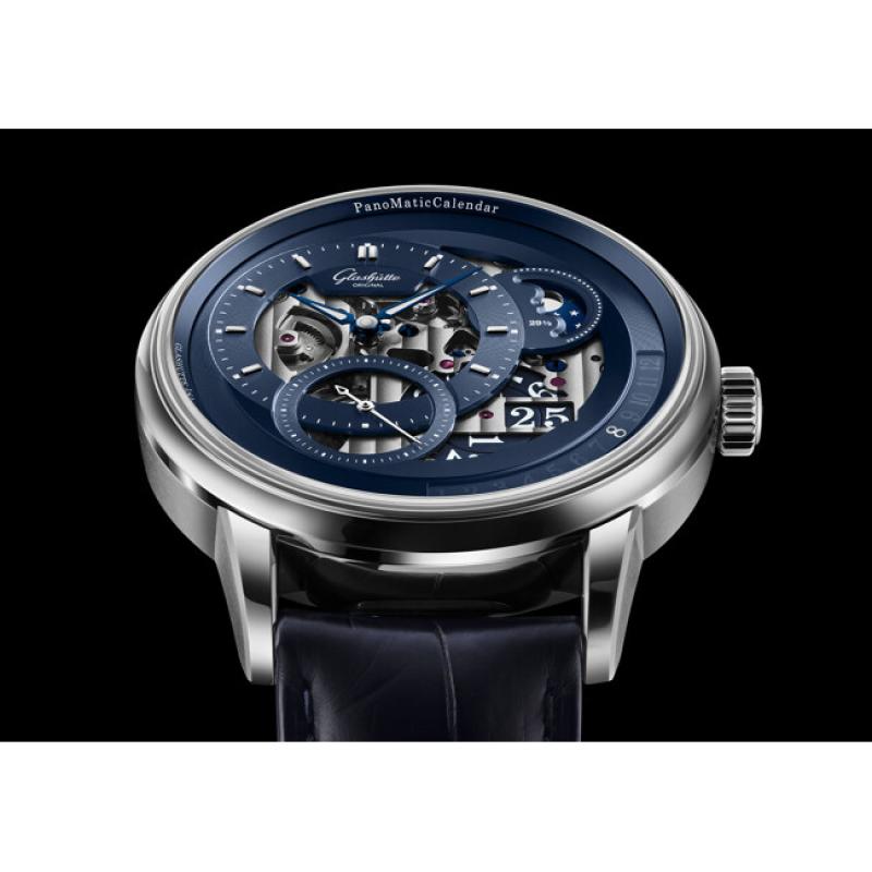 1-92-11-01-03-61 PanomaticCalendar on Leather Strap