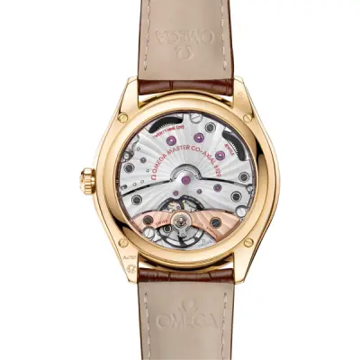 435.53.40.21.09.001 De Ville Tresor 40mm Yellow Gold on Leather Strap